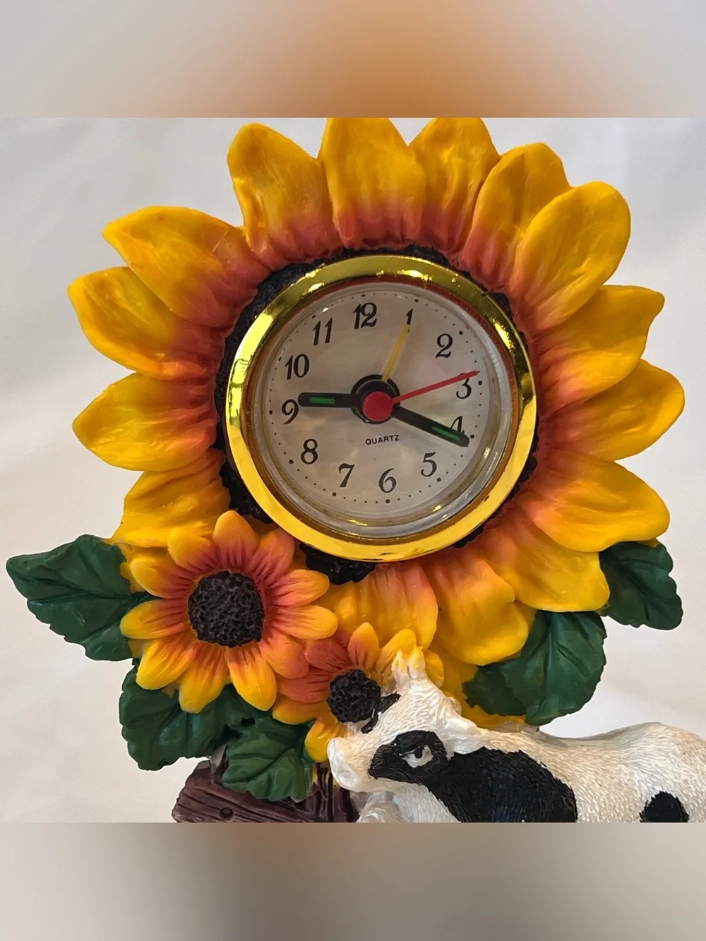 Sunflower Cow Resin Shelf Clock AS-IS
